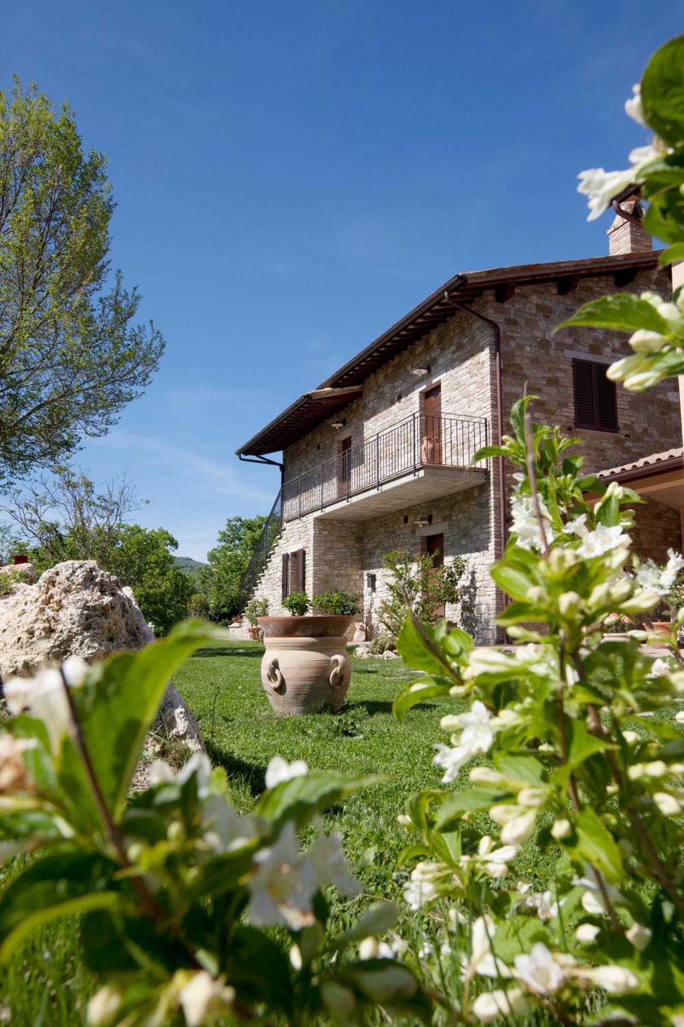 Relais Parco Del Subasio Βίλα Piano Delle Pieve Εξωτερικό φωτογραφία